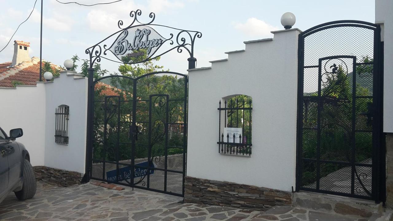 Family Hotel Belvedere Dŭlgopol Exterior photo
