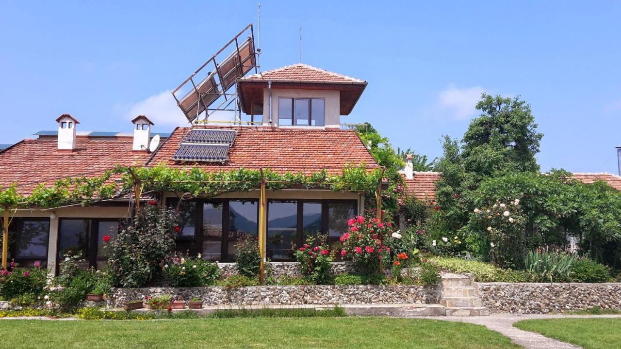 Family Hotel Belvedere Dŭlgopol Exterior photo